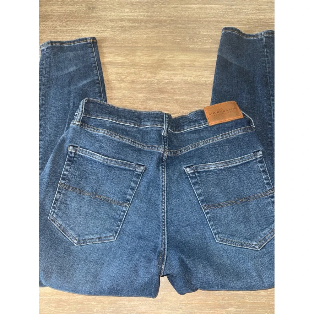 Lucky Brand 411 Athletic Taper Mens Blue Denim Jeans W32 L30 Medium Wash
